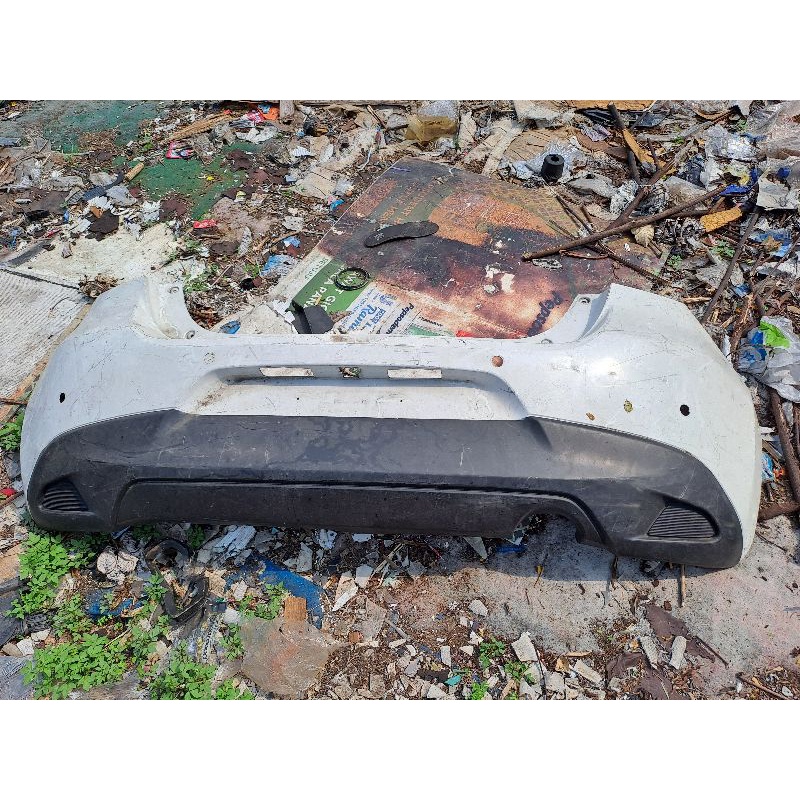 bumper belakang mazda2 original