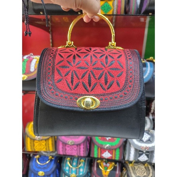 Tas selempang dara khas Aceh | tas selempang simpel khas Aceh