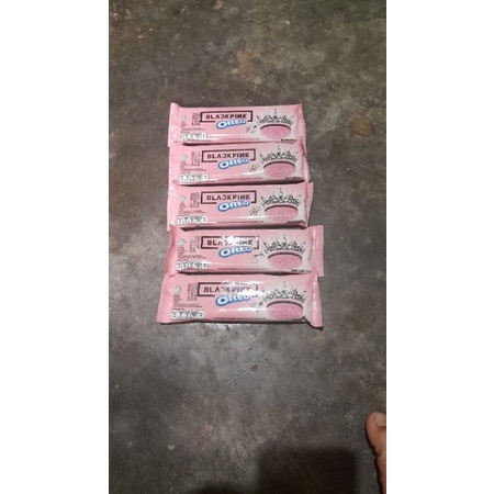 

oreo blek pink eceran 1bungkus isi 3