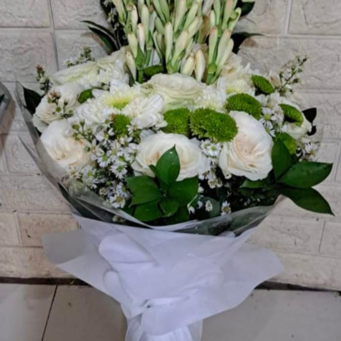 

BUKET BUNGA SEGAR/WANGI KADO ULTAH/ANNIVERSARY/WISUDA/HARI IBU)/VALENT HTYJ695464Y