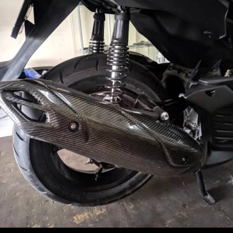 Cover knalpot aerox 155 connected 2021 Nemo