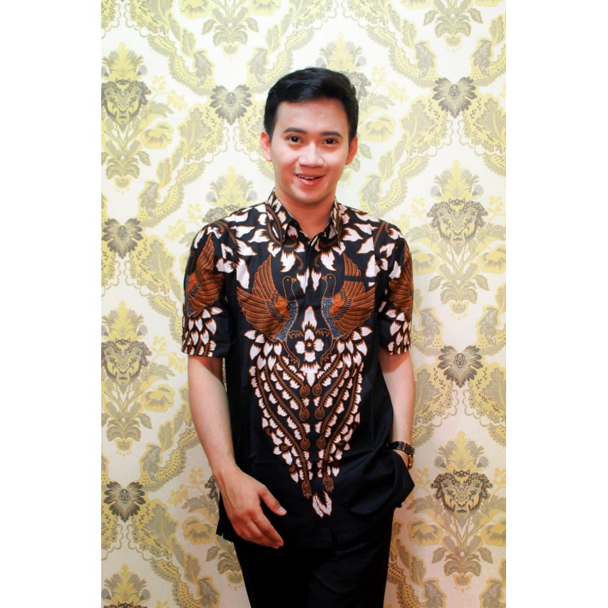 BATIK PRIA LENGAN PENDEK MOTIF TERBARU M L XL