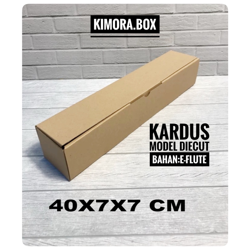 

Kardus uk. 40 x7x7 cm.... box karton model pizza U/ aksesoris-dll