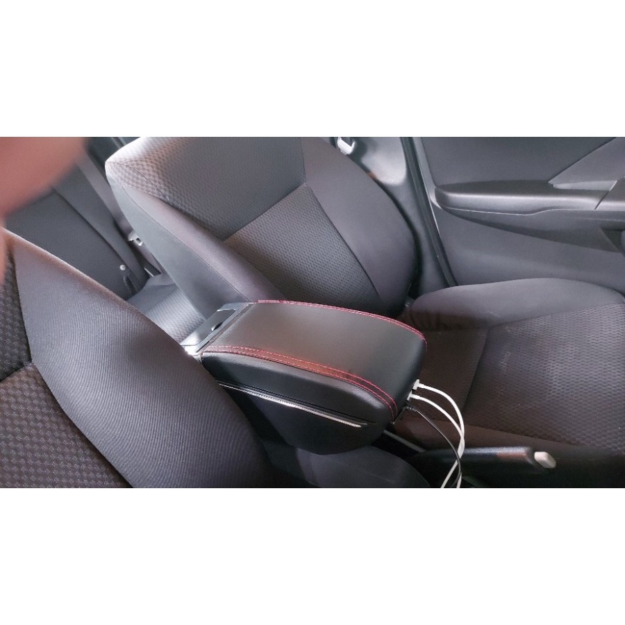 Armrest Honda Jazz 7 USB Port Charger + LED Mobil GK5 2015 - 2022