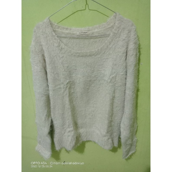 Sweater bulu preloved