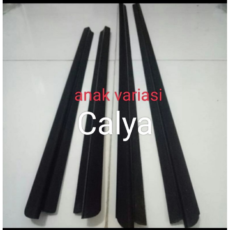 Pelipit Kaca Luar Calya Sigra Weather strip Pelipit Kaca