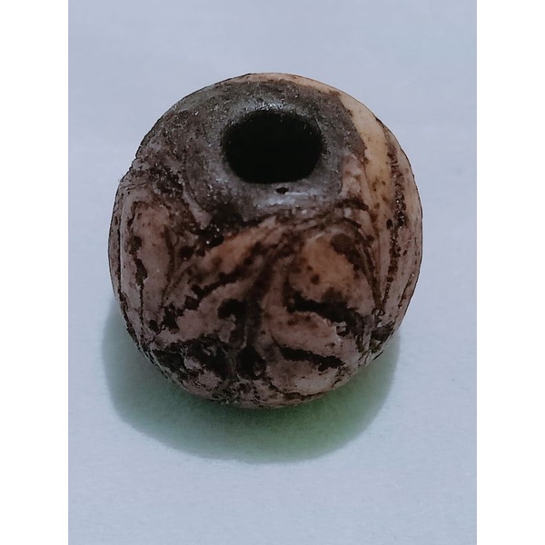 Manik Manik kuno jadul temuan darat