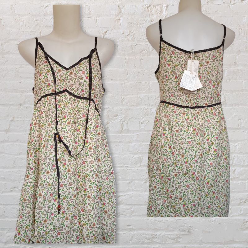 NEW DRESS MIDI DASTER IMPOR MOTIF BUNGA TANPA LENGAN