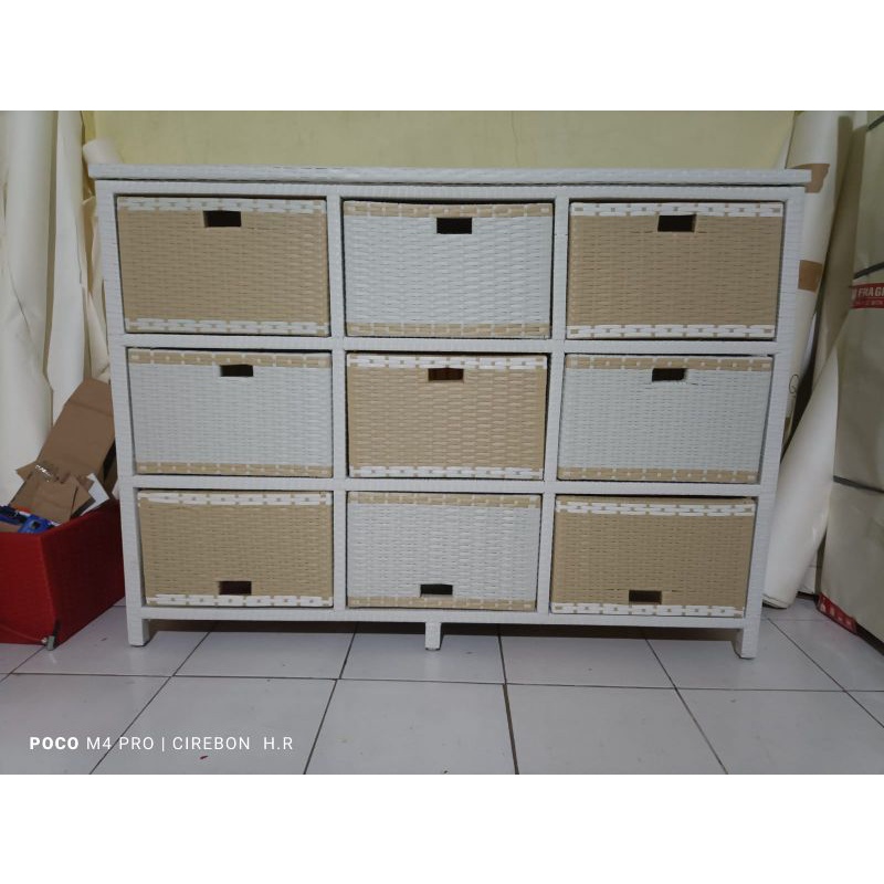 rak laci rotan sintetis 9laci