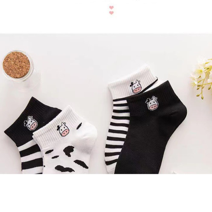 Kaos Kaki Hitam Gambar Sapi Kaos Kaki Korea Lucu Motif Cow