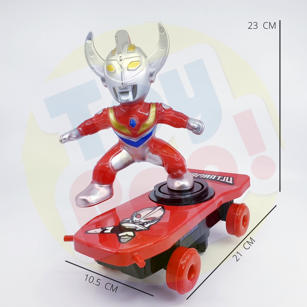 Mainan Skateboard/Skuters Robot Ultraman Super Hero tinggi 23 cm mainan anak bisa berputar