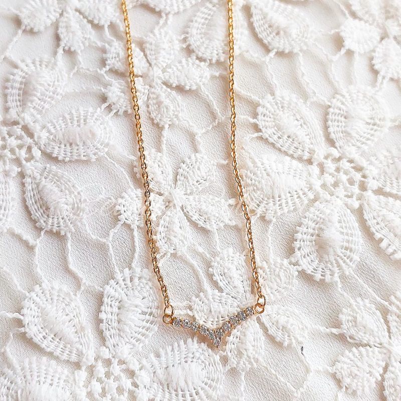 Kalung V Aurel Dewasa Emas Muda 3 Gram