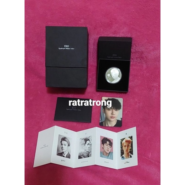 EXO's Sehun Quadruple Million Seller Commemorative Medal limited version