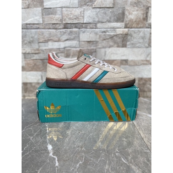 adidas st patrick beige