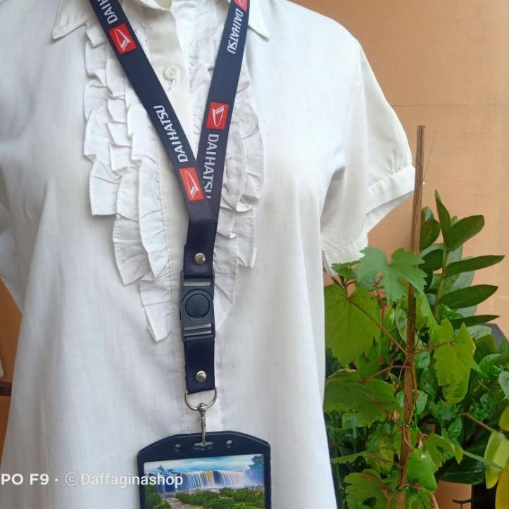 

WB3-7HOM5 DAIHATSU Lanyard Tali Gantungan ID Card-Holder Name Tag DAIHATSU Indonesia IPA9
