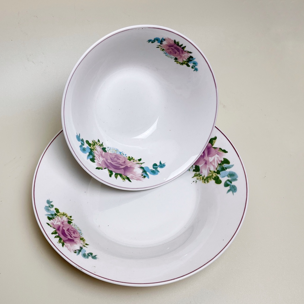 Set Piring & Mangkok Cantik Keramik