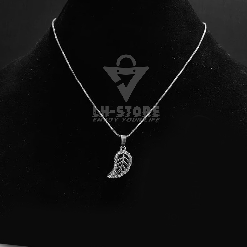 KALUNG PRIA/WANITA TERBARU LIONTIN DAUN ANTI KARAT DAN TIDAK LUNTUR