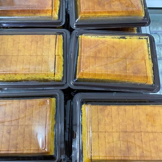 

Kue Lapis Legit Bangka / Kue Lapis Susu Bangka / Bolu Lapis Bangka / Bolu Bangka / Lapis Bangka