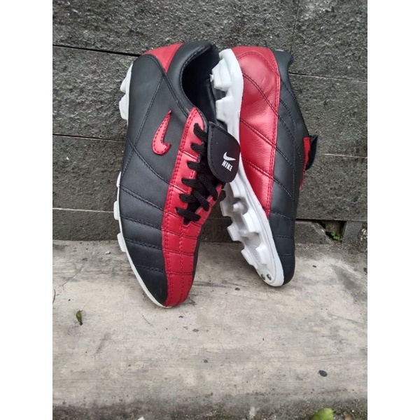 sepatu sepak bola terlaris tali miring sol kdh 24 kulit sapi