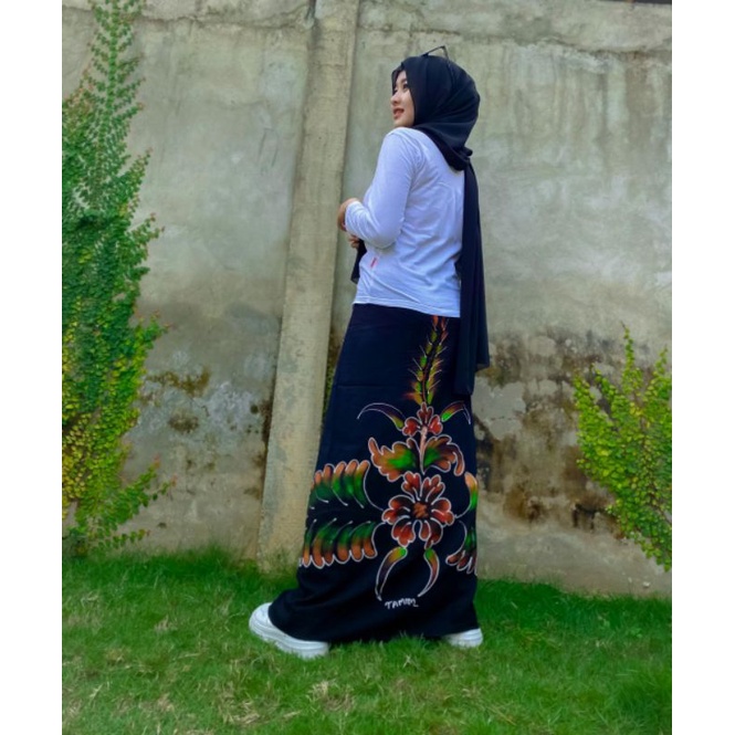 SARUNG AQIL KEMERDEKAAN 17 AGUSTUS, SARUNG WANITA, SARUNG GOYOR AQIL ASLI PEKALONGAN SARUNG SANTRI DAN SANTRIWATI, SARUNG WAYANG,