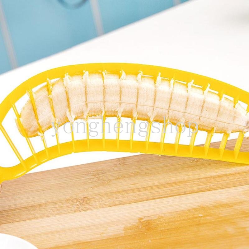 Kreatif Banana Slicer Banana Slicer Pisang Salad Chopper Buah Sosis Cereal Cutter Alat Pemotong Pisang Plastik Gadget Dapur