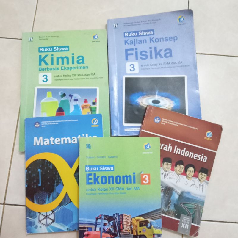 Buku Paket Kelas 12 SMA MA Kurikulum 13 Matematik Biologi Preloved Bekas
