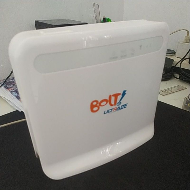 Bolt Arion PL100 Openwrt+LTE