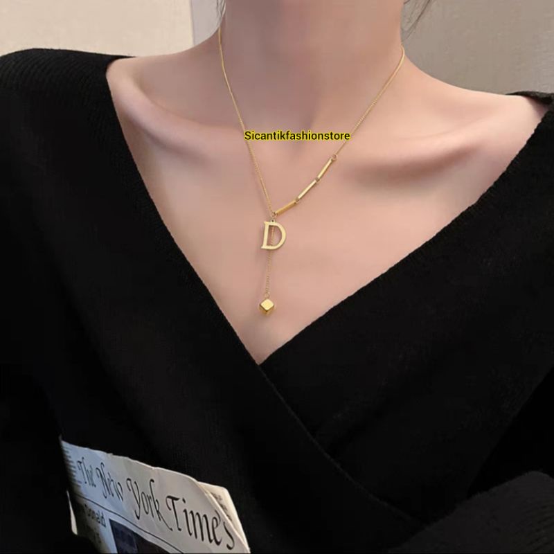 KALUNG TITANIUM WANITA TRENDING ASLI TITANIUM ANTI KARAT SELAMANYA KALUNG TITANIUM WANITA LIONTIN D LAPIS EMAS 18K PERHIASAN KOREA KEKINIAN MEWAH