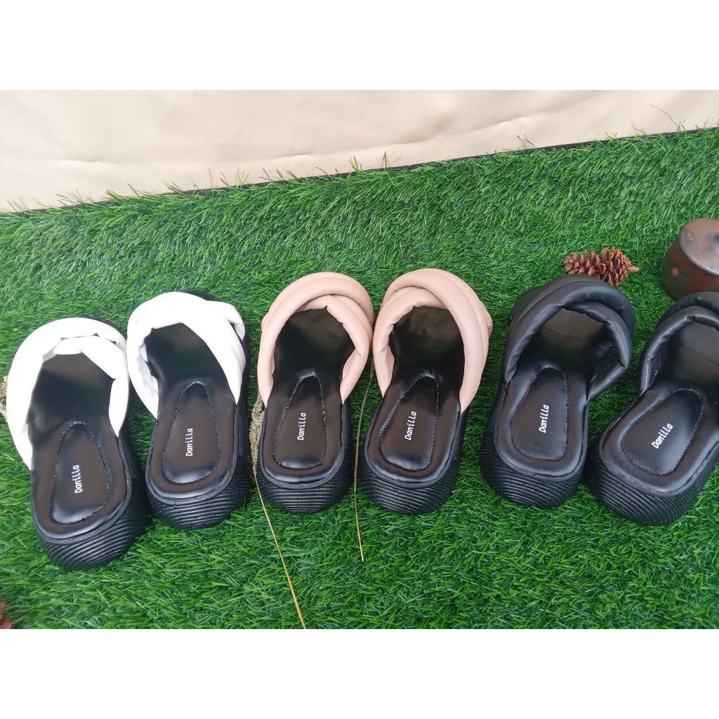 sandal wanita ka listy .platfrom