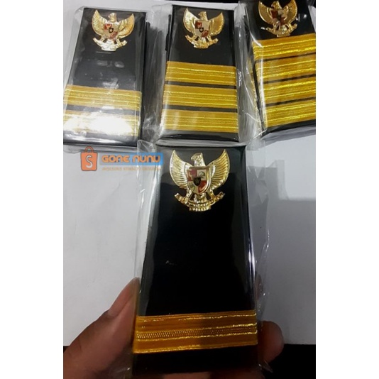EFOLET PANGKAT PELAYARAN GARUDA PITA EMAS PANGKAT 1 SAMPAI 4