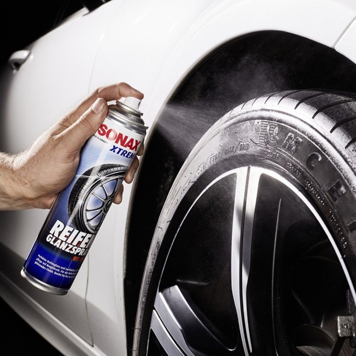 SONAX Xtreme TYRE GLOSS 235-300 SPRAY 400ml Semir Pengkilap Ban