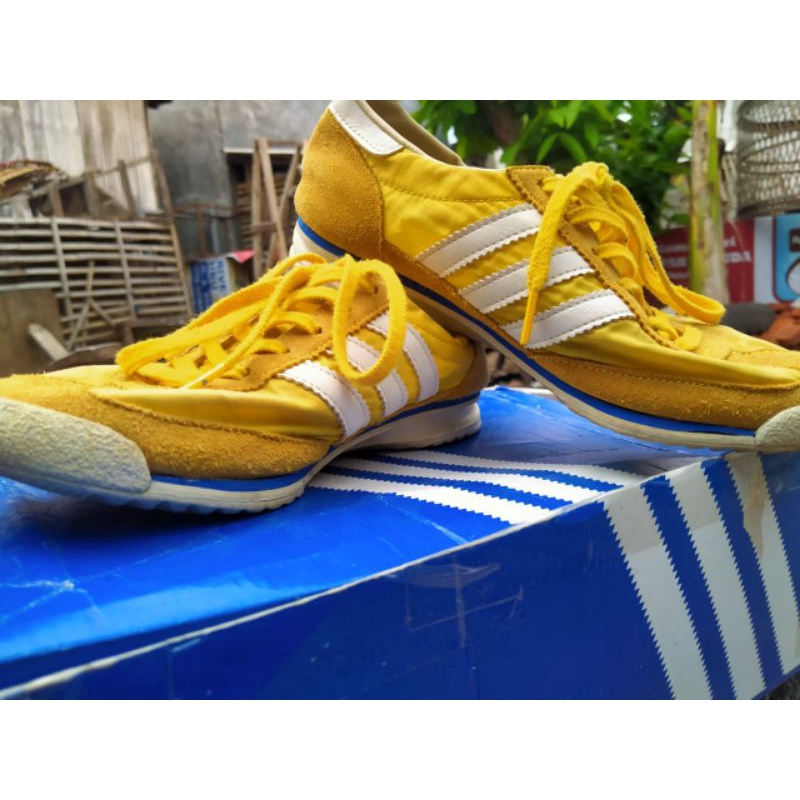 Adidas SL 72