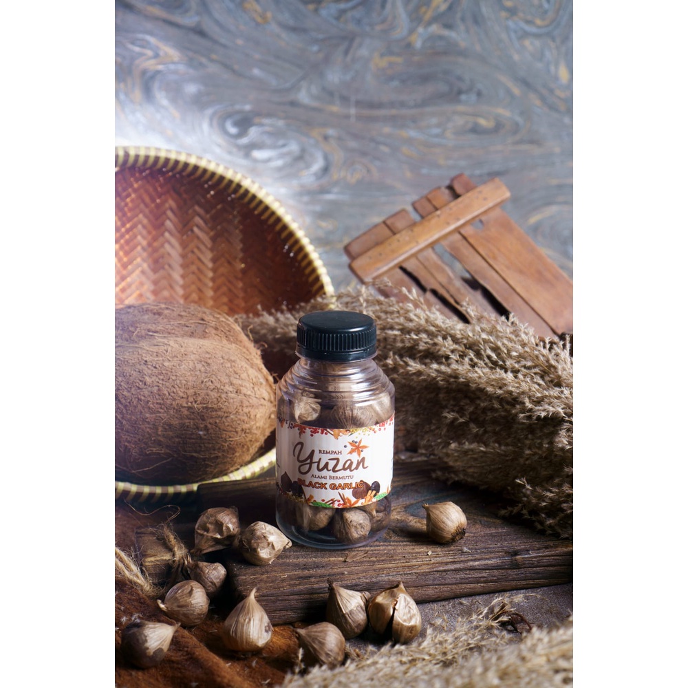 

Yuzan Herbal Black Garlic Tunggal 100 grm