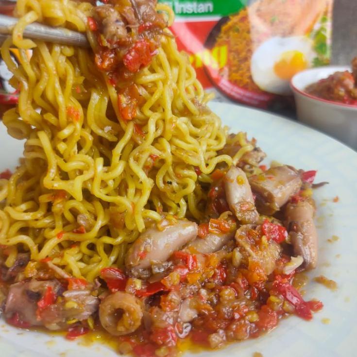 

[KODE PRODUK PVF9A5642] Sambal Pedas Cicit Cumi Ny Lian / Sambel Enak / Sambal Baby Cumi