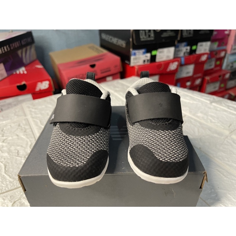 Sepatu Anak New Balance IO223CKB