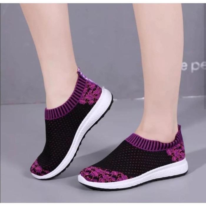 Slip on wanita tanpa tali venom bunga