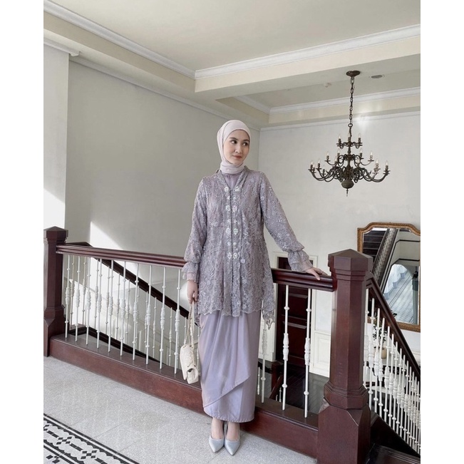 SEWA KEBAYA *RENT* JENAR JALEELA.ID