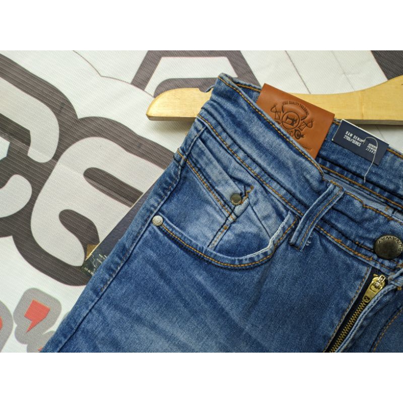 celana panjamg soft jeans bahan di jamin berkwitas size anak tangung abg