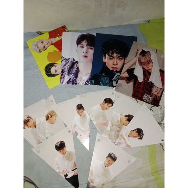 POSTCARD DAN BENDERA EXO UNOFF DAN SG 2017 OFFICAL