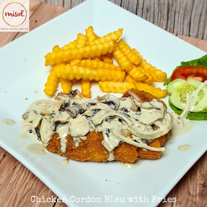 

⭐BISA COD⭐ GRAB GOSEND INSTANT only - Chicken Cordon Bleu with Fries MISOL