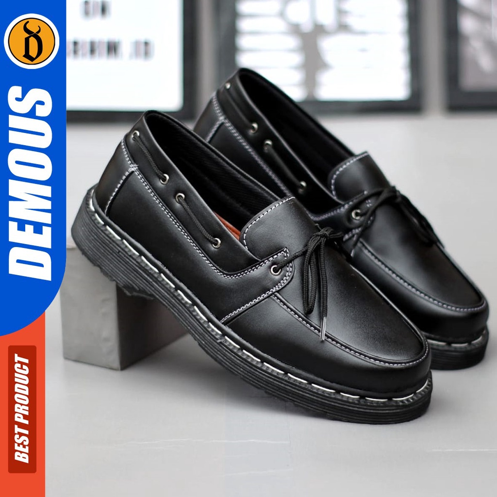 DEMOUS Petruc - Sepatu Loafers Docmart Formal Pantofel Kerja Pria Hitam