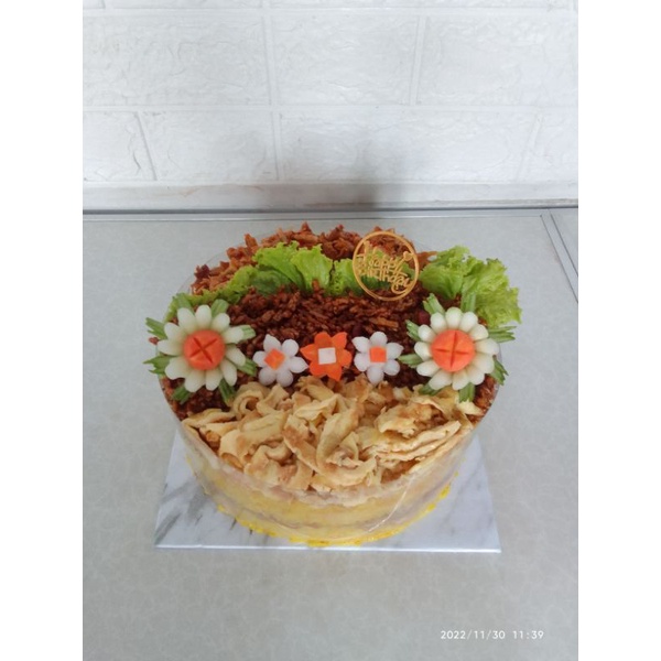 

RICE TART, KUE ULTHA NASI KUNING PORSI 5 ORANG