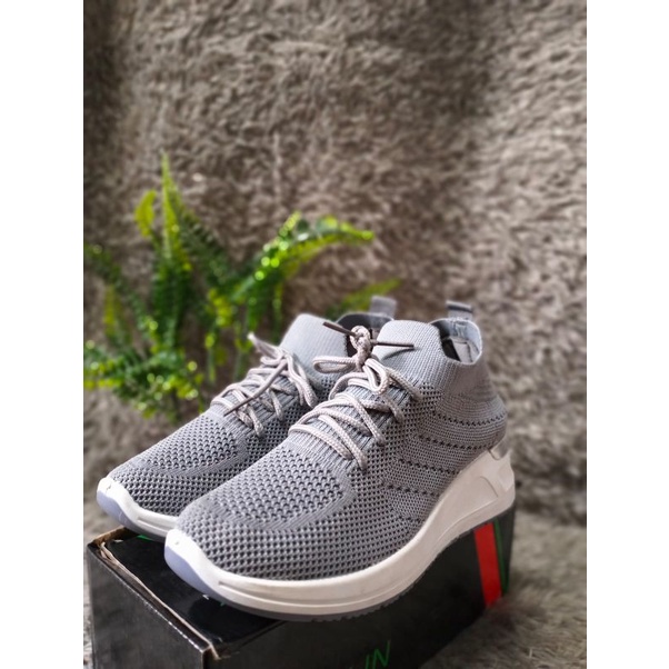 Sepatu wanita, Sneakers, Sepatu Fashion wanita, Sepatu collin