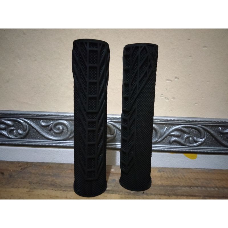 hand grip entity