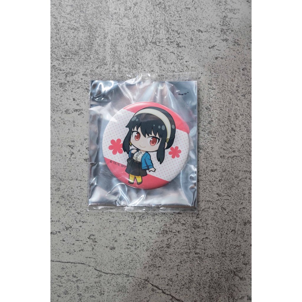 SPY x FAMILY Tekutoko Can Badge Pin Yor Forger Bell House