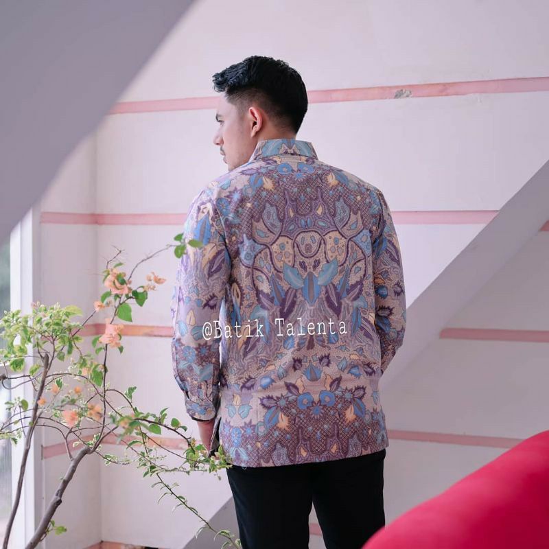 Batik kemeja pria lapis furing bahan katun baturaden reguler ungu lilac