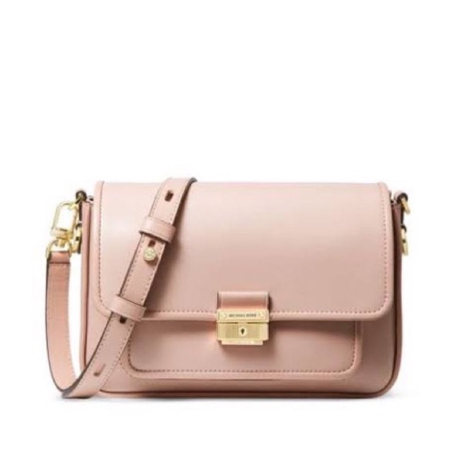 michael kors mk bradshaw medium messenger bag soft pink