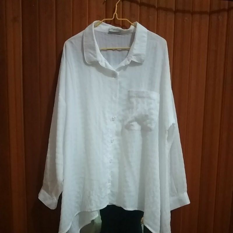 kemeja putih merk mayoutfit