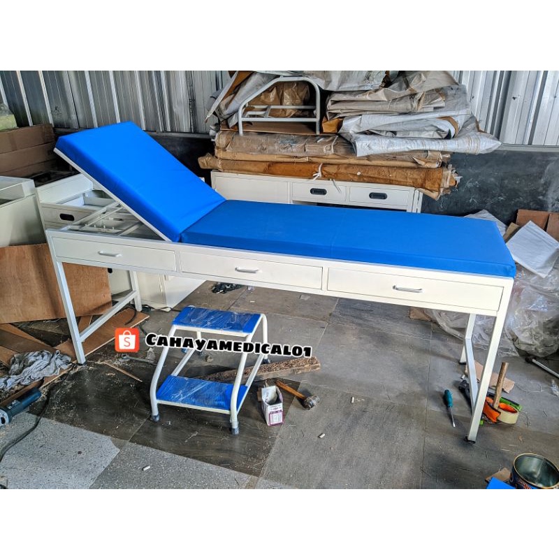 Bed periksa pasien / bed periksa laci / meja periksa pasien / bed pasien