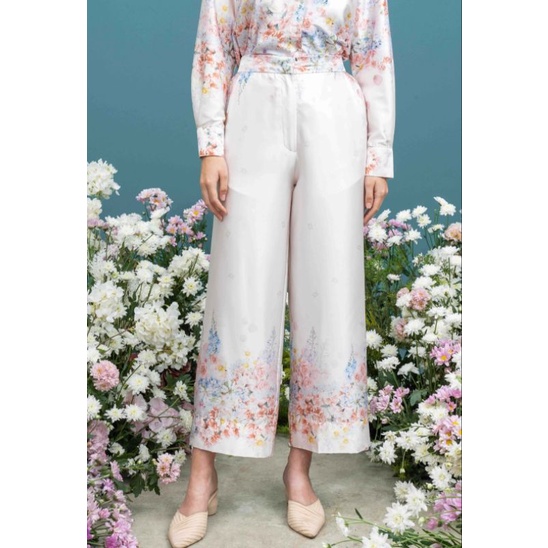 Heidi Pants Wearing Klamby